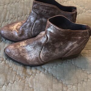 Shimmering Brown Ankle Booties